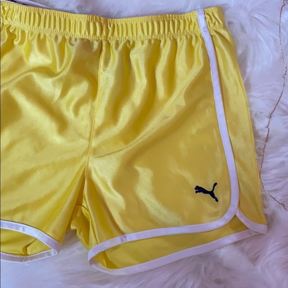 Golden puma girls shorts size XL - Picture 2 of 4